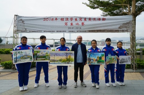 1366 20180123164031 12001