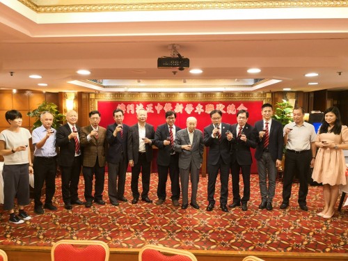 1658 20180830142356 4022942923145550352280051395630540295503872o