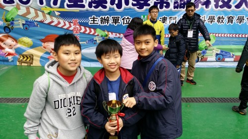 922 20170227114709 02 1