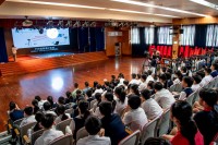 1989 20190411220152 VKL5804